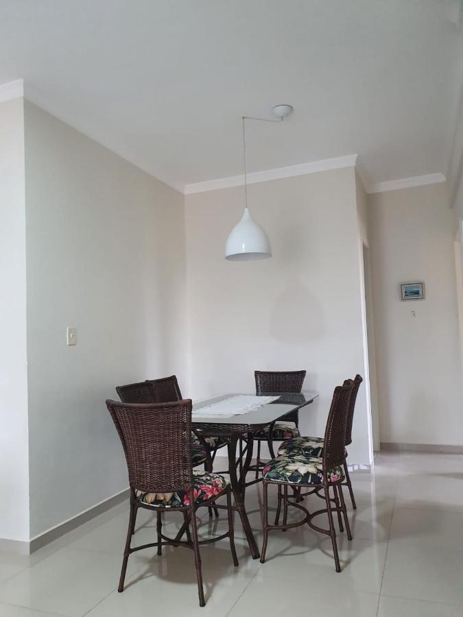 Apartamento 3 Quartos 8 Pessoas A 50 Mts Da Praia De Bombas, A 100M Da Passarela Do Ribeiro Bombinhas Exterior photo